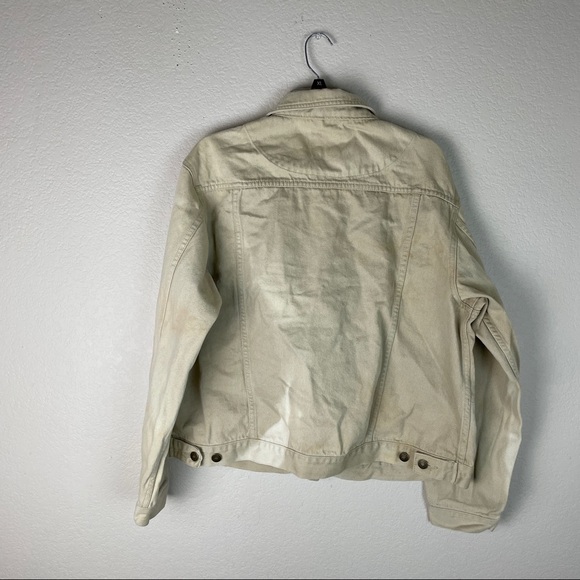 Cabelas Denim Jacket Distressed Womans Size XL - Picture 6 of 9